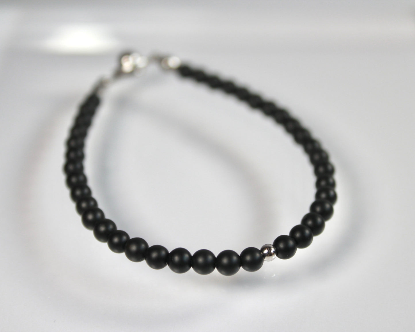 -目標達成へ導く黒瑪瑙-フロストオニキス：Matte black bracelet