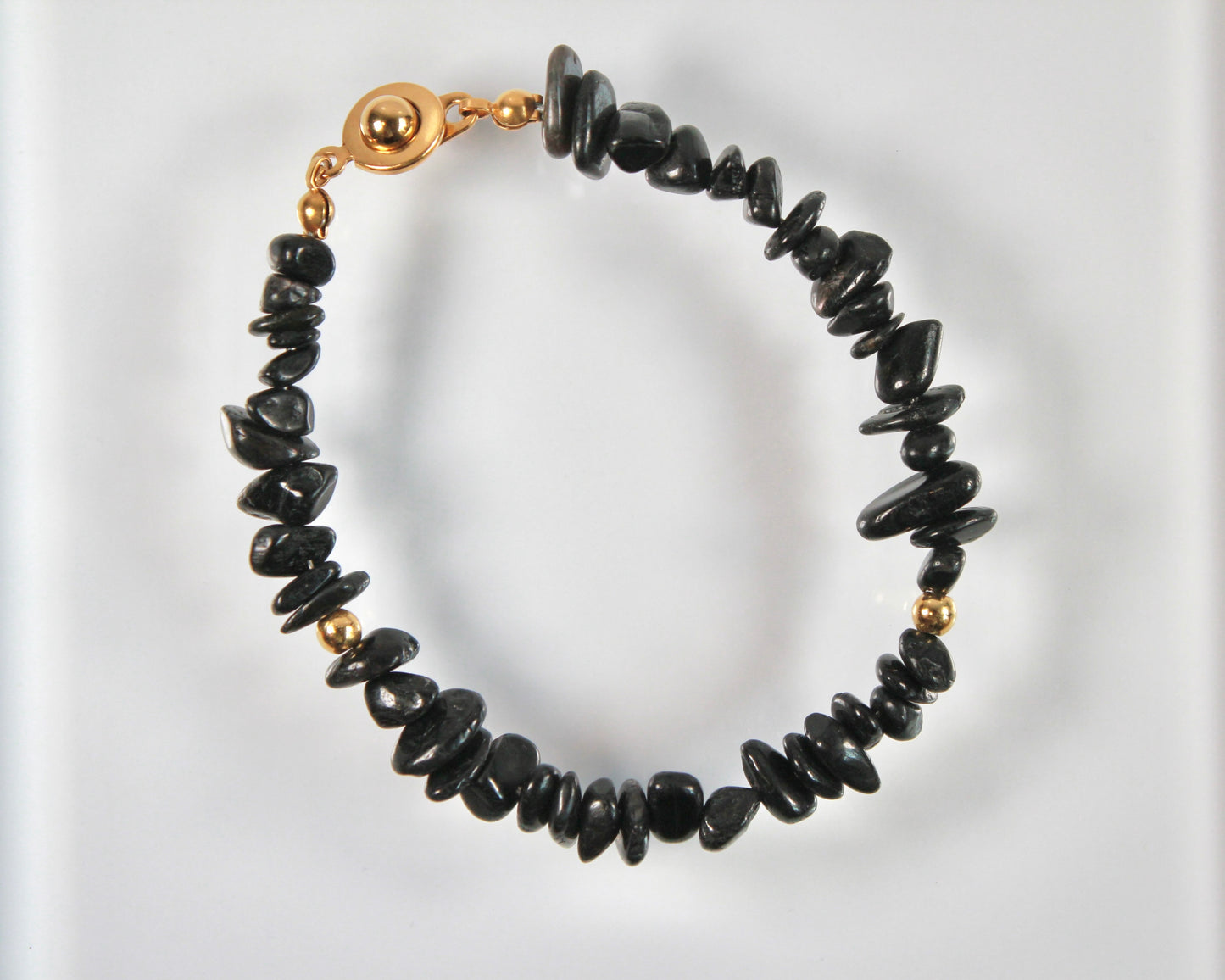 -信頼される存在へ導く紫蘇輝石-ハイパーシーン：Mini tumbled stone bracelet