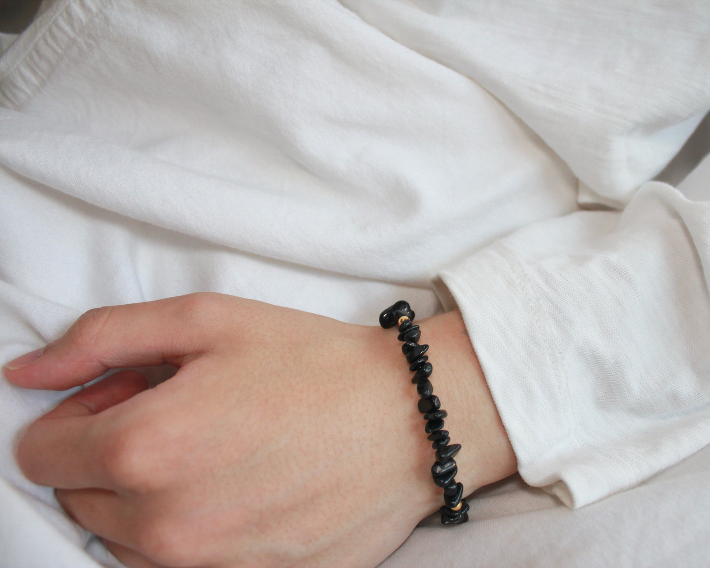 -信頼される存在へ導く紫蘇輝石-ハイパーシーン：Mini tumbled stone bracelet