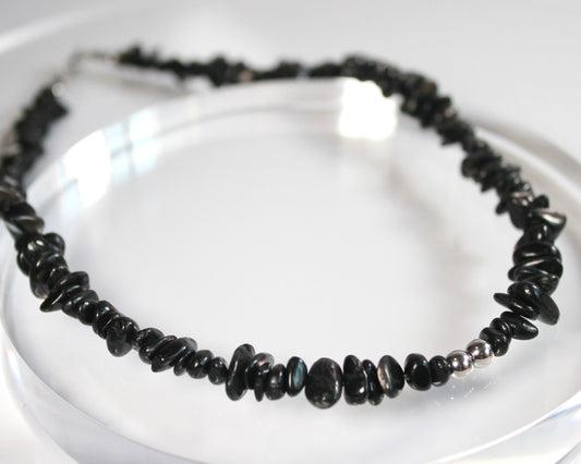 -信頼される存在へ導く紫蘇輝石-ハイパーシーン：Mini tumbled stone necklace