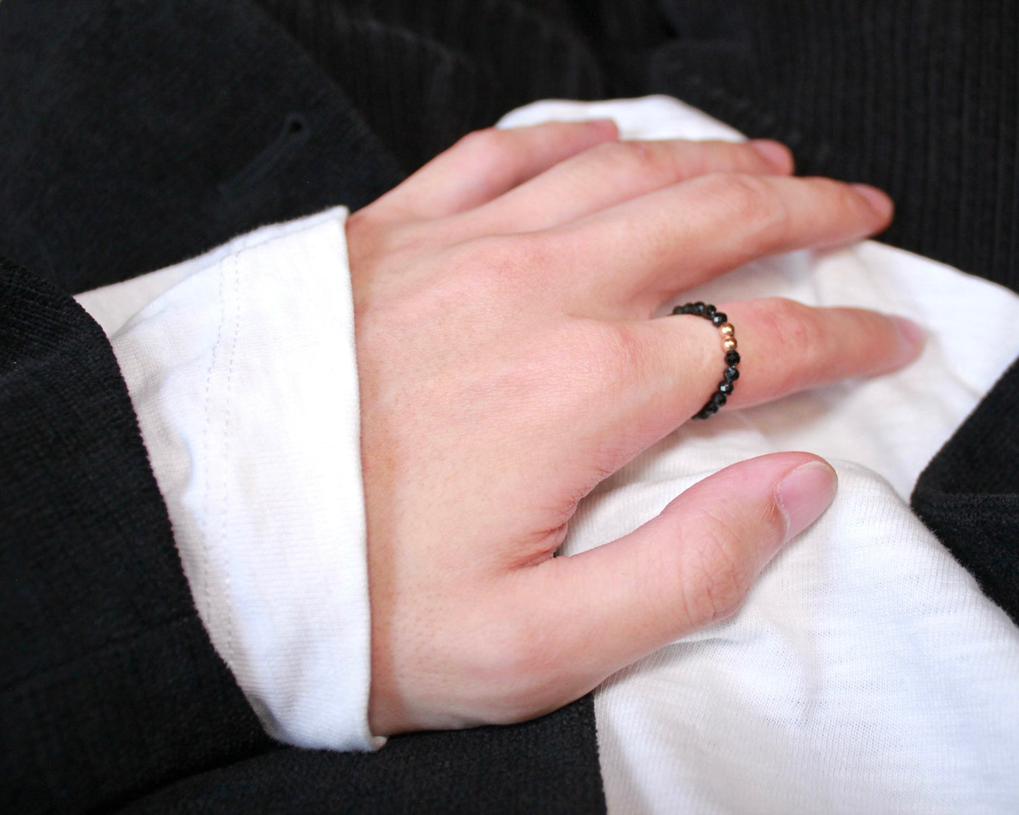 -守護と成功の尖晶石-ブラックスピネル：Sparkling black ring