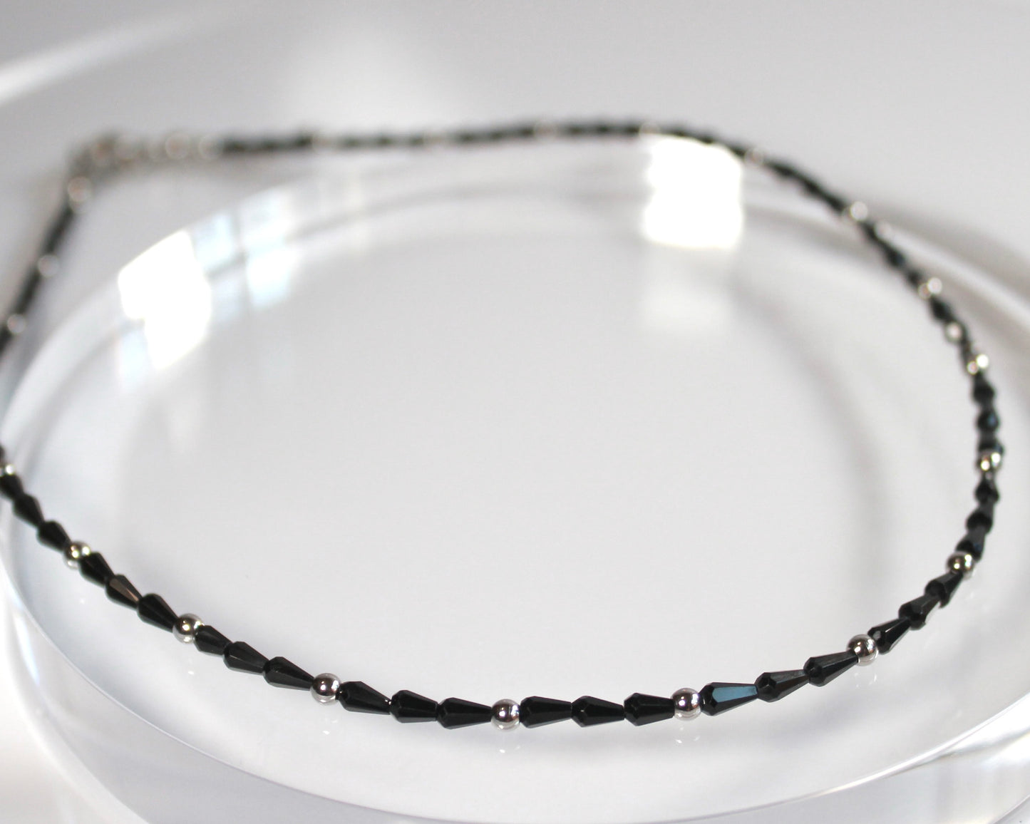 -守護と成功の尖晶石-ブラックスピネル：Drop cut necklace