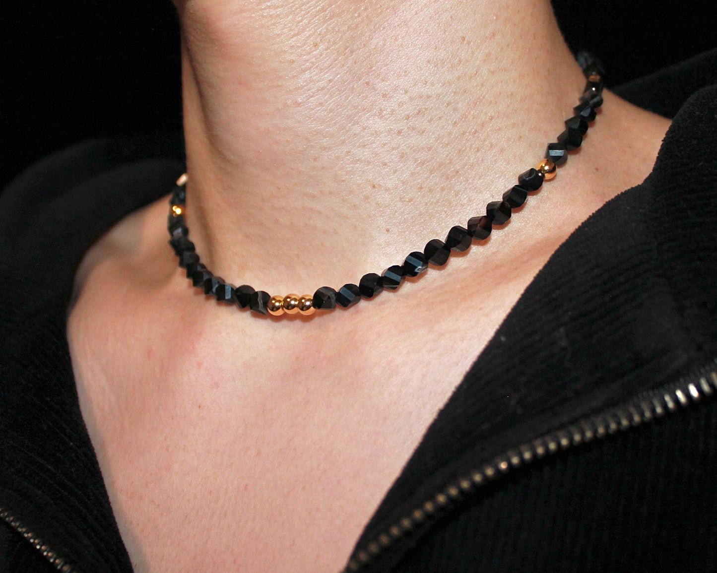 -目標達成へ導く縞瑪瑙-ストライプオニキス ：Twist cut necklace