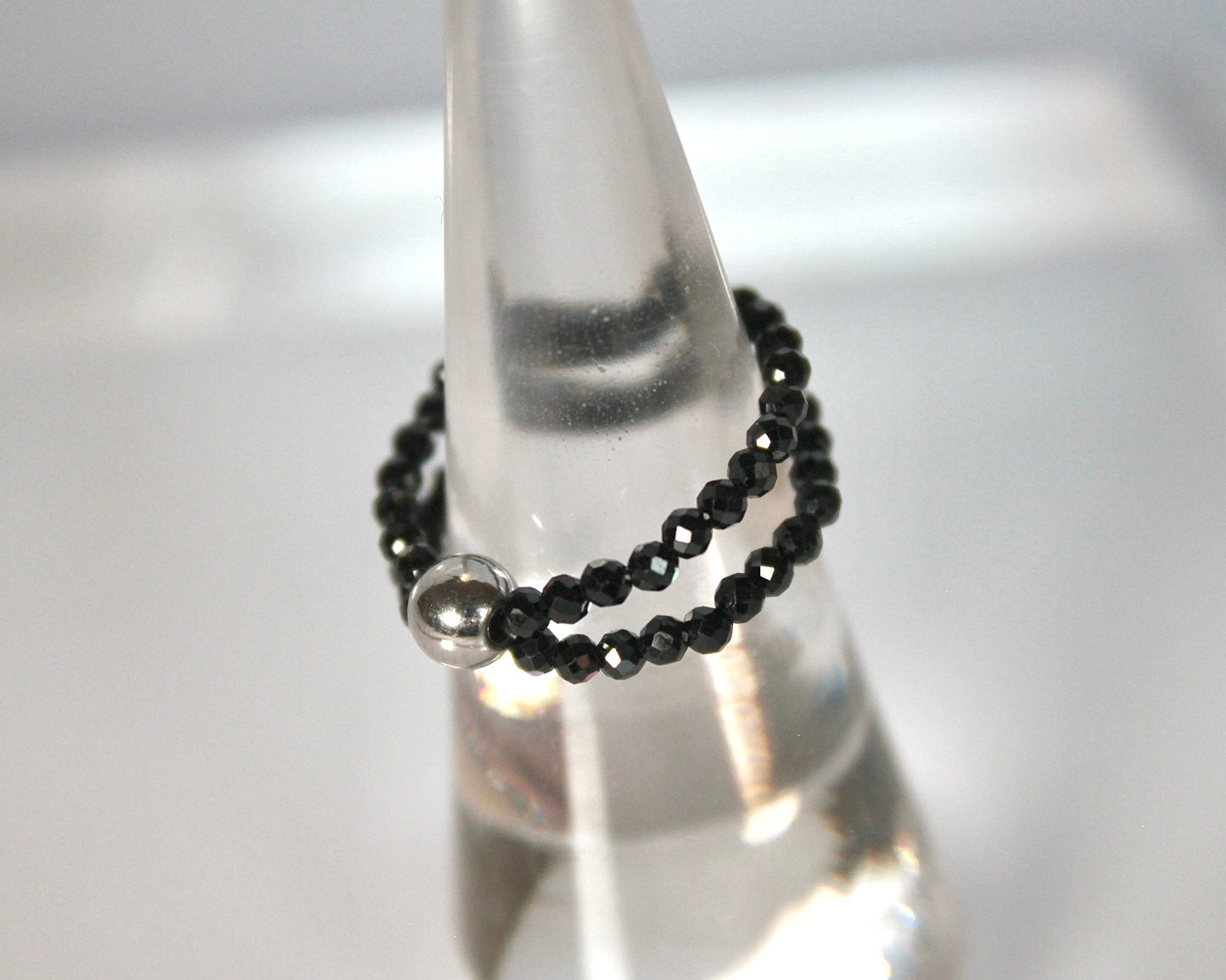 -守護と成功の尖晶石-ブラックスピネル：Dual sparkling black ring