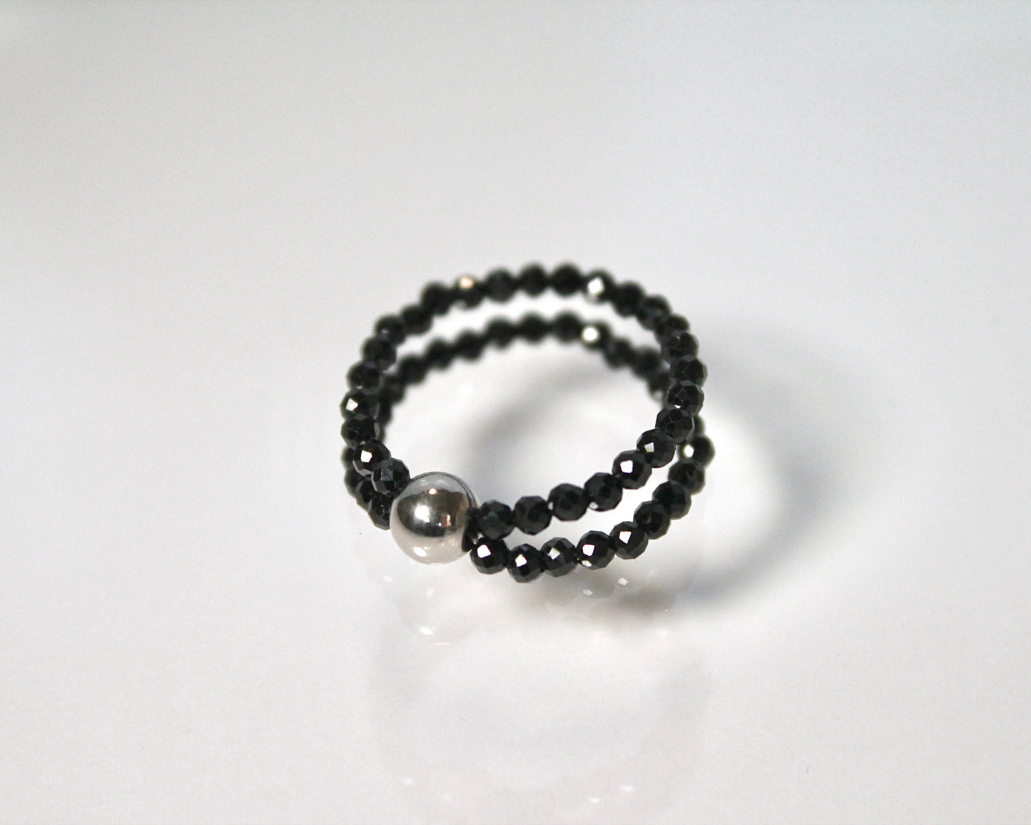 -守護と成功の尖晶石-ブラックスピネル：Dual sparkling black ring