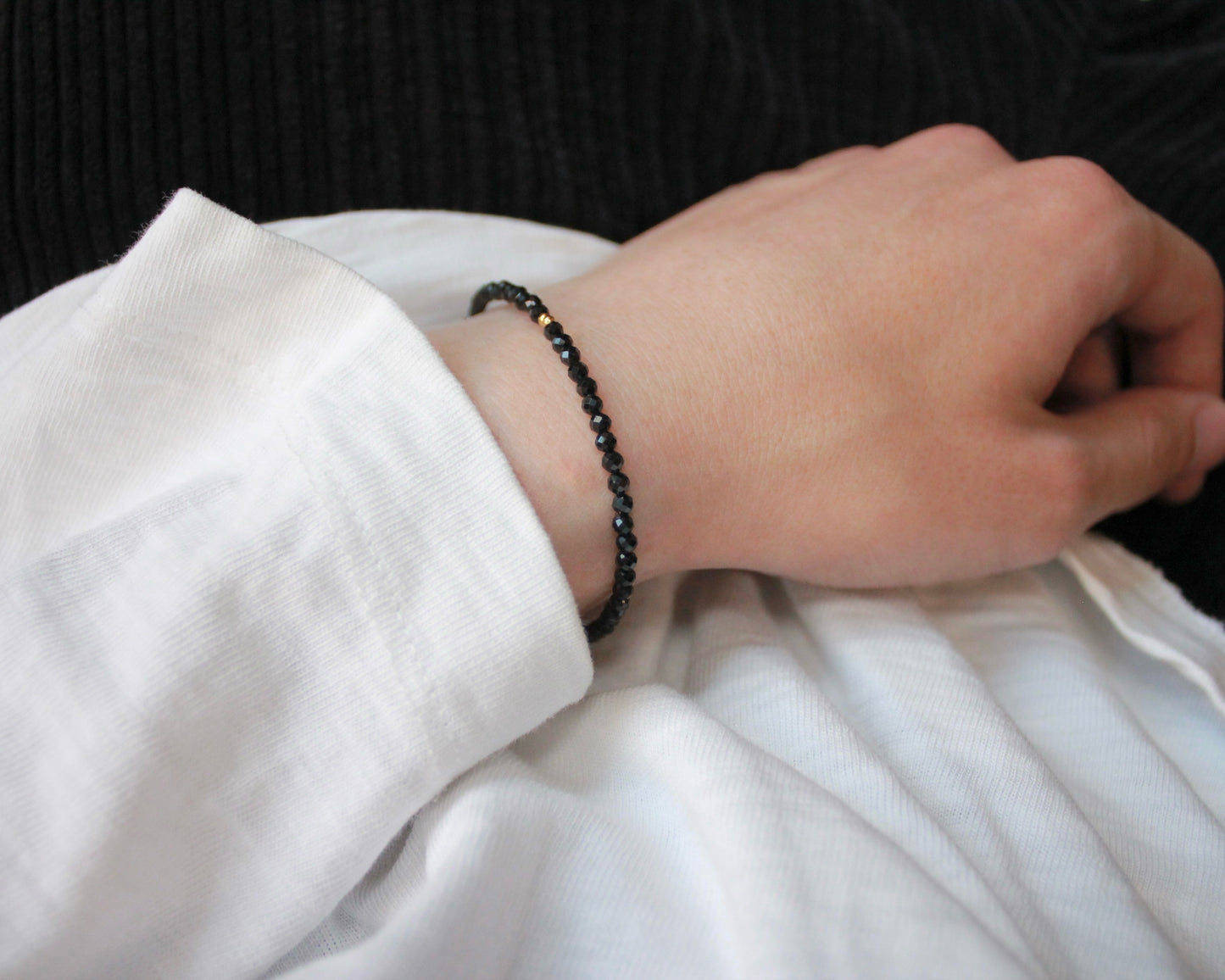-守護と成功の尖晶石-ブラックスピネル： Sparkling black bracelet