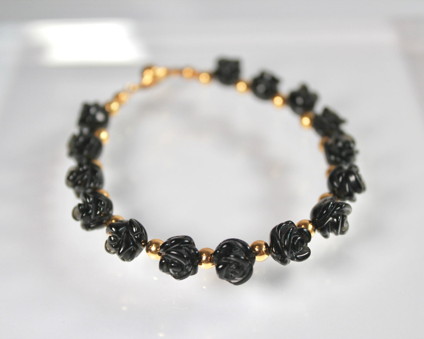 -目標達成へ導く黒瑪瑙-オニキス：Black rose bracelet