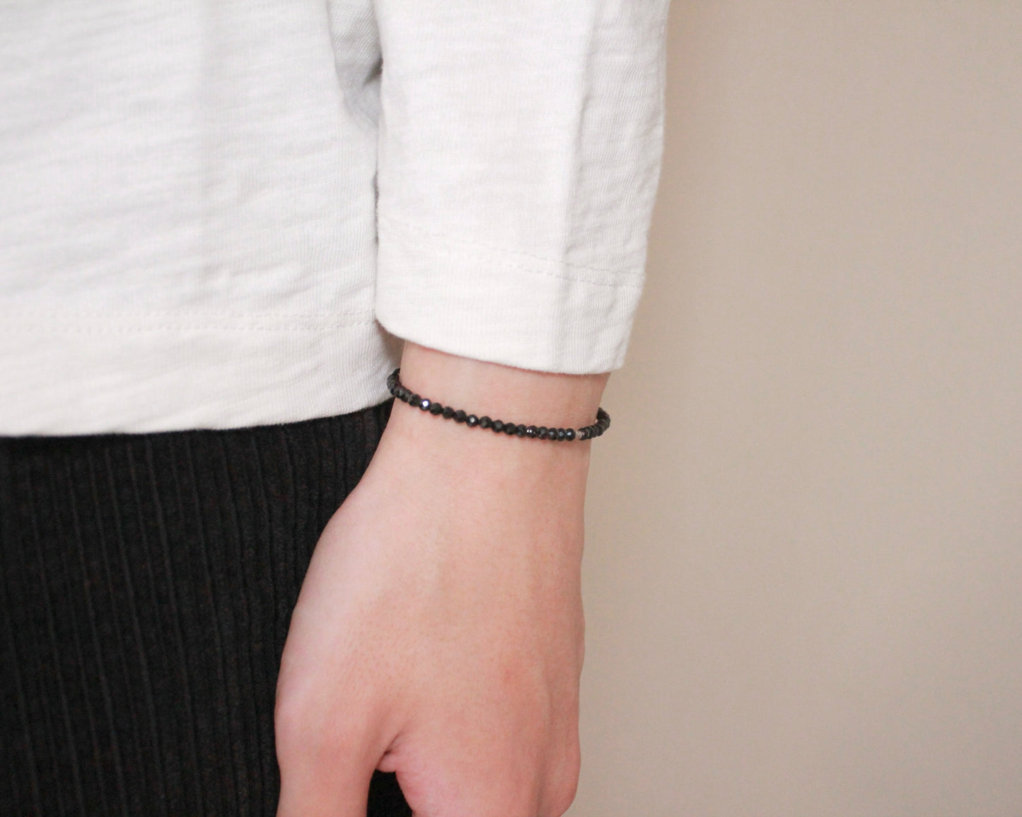 -守護と成功の尖晶石-ブラックスピネル： Sparkling black bracelet