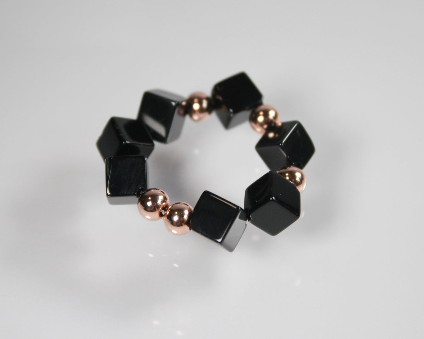 -目標達成へ導く黒瑪瑙-オニキス：Black cube ring