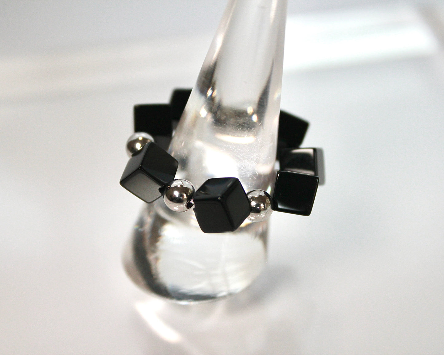 -目標達成へ導く黒瑪瑙-オニキス：Black cube ring