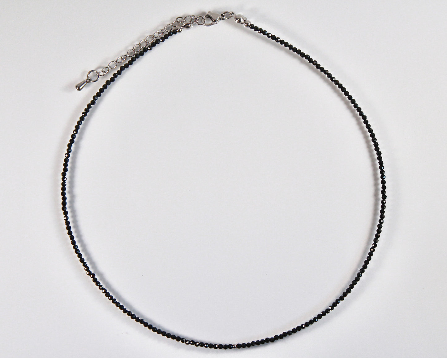 -守護と成功の尖晶石-ブラックスピネル：Slim sparkling black necklace