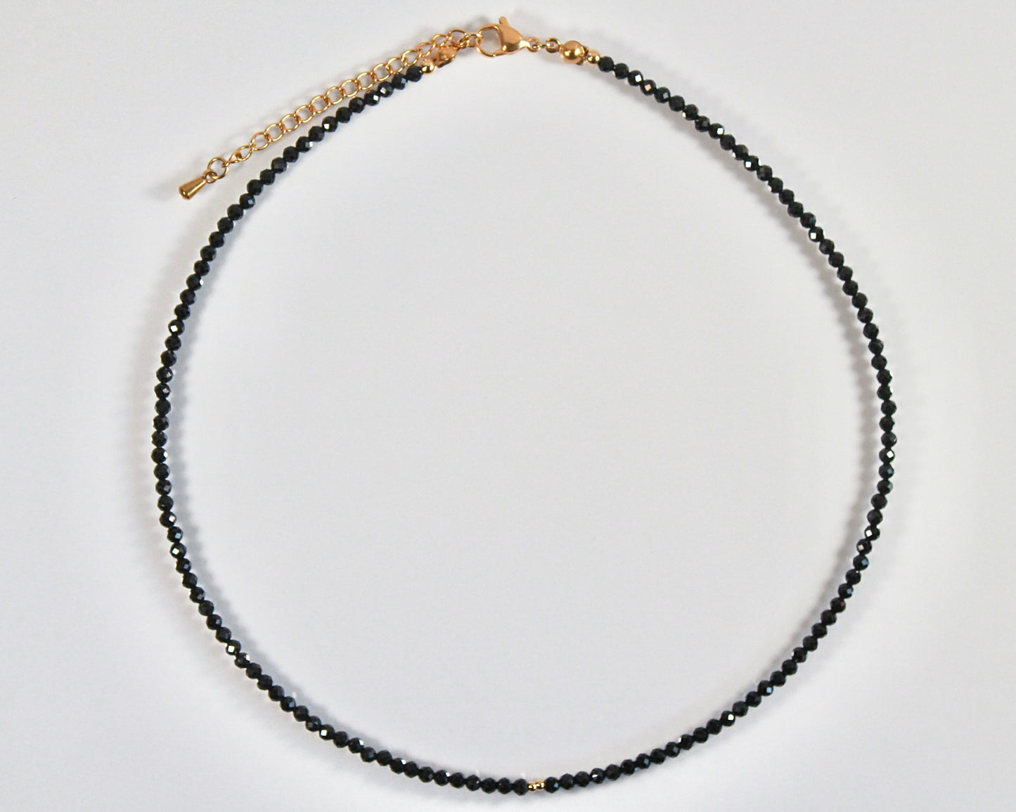 -守護と成功の尖晶石-ブラックスピネル：Sparkling black necklace