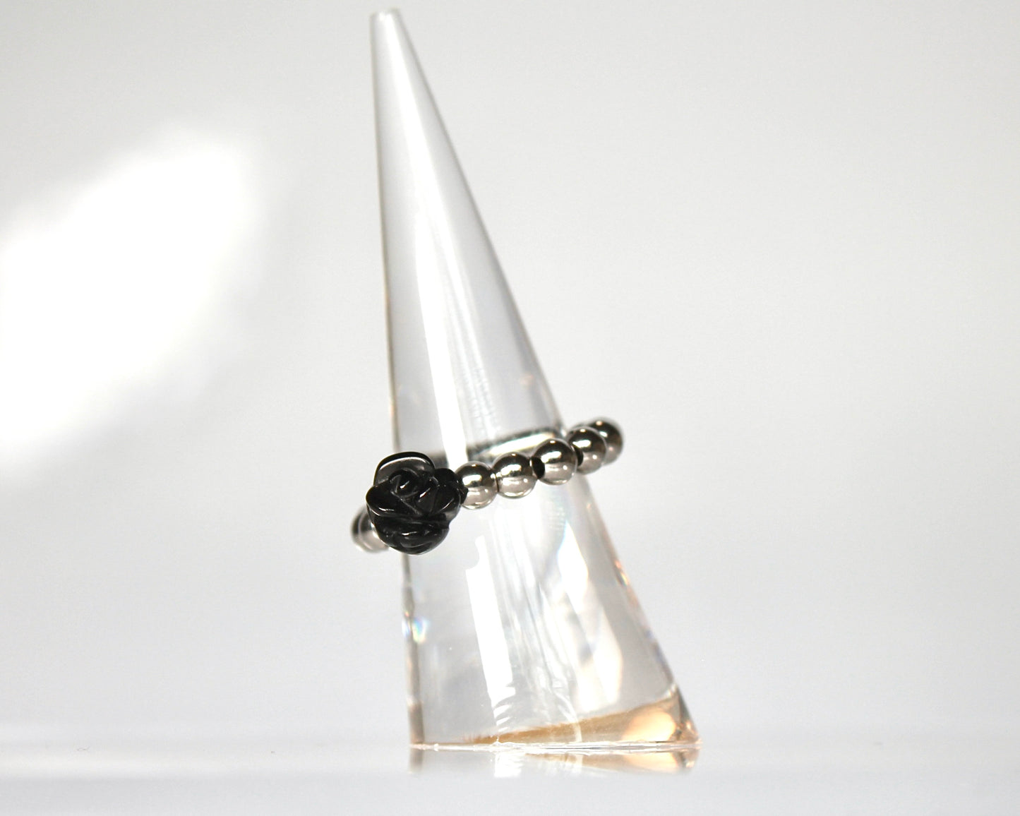 -目標達成へ導く黒瑪瑙-オニキス：Black rose ring