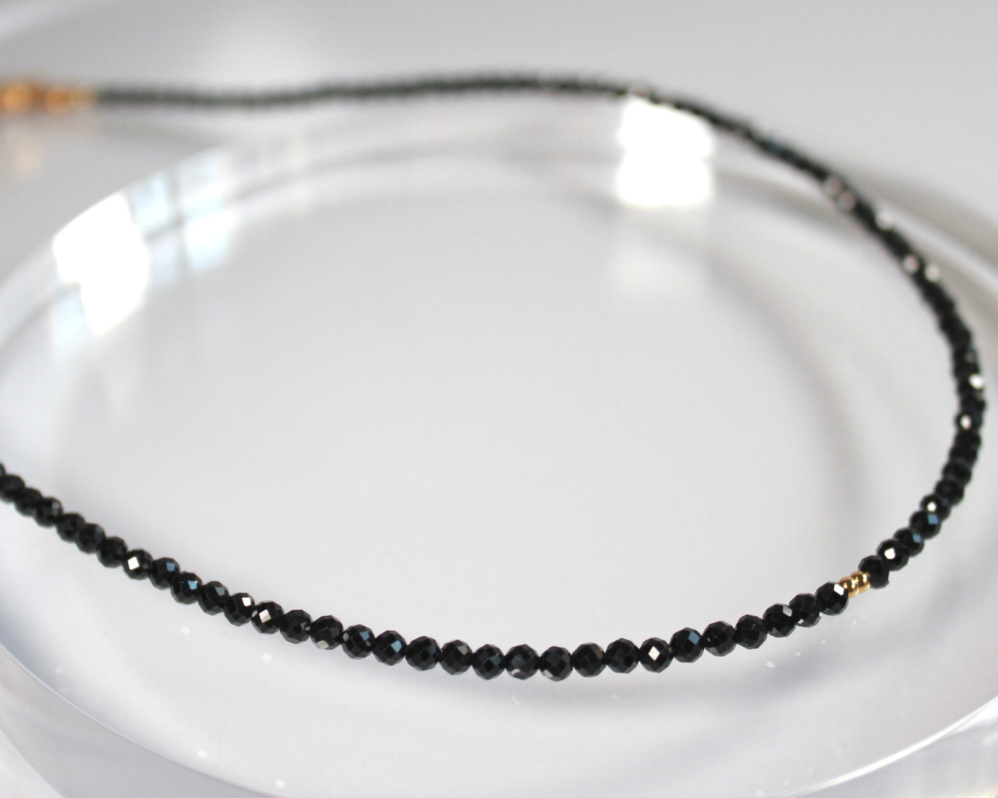 -守護と成功の尖晶石-ブラックスピネル：Sparkling black necklace