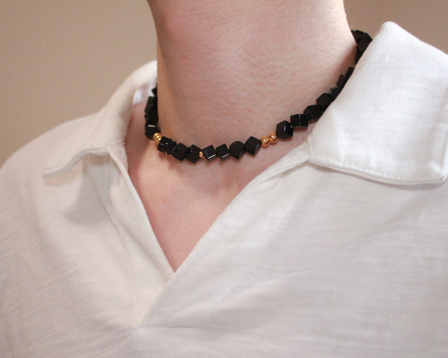 -目標達成へ導く黒瑪瑙-オニキス：Black cube necklace