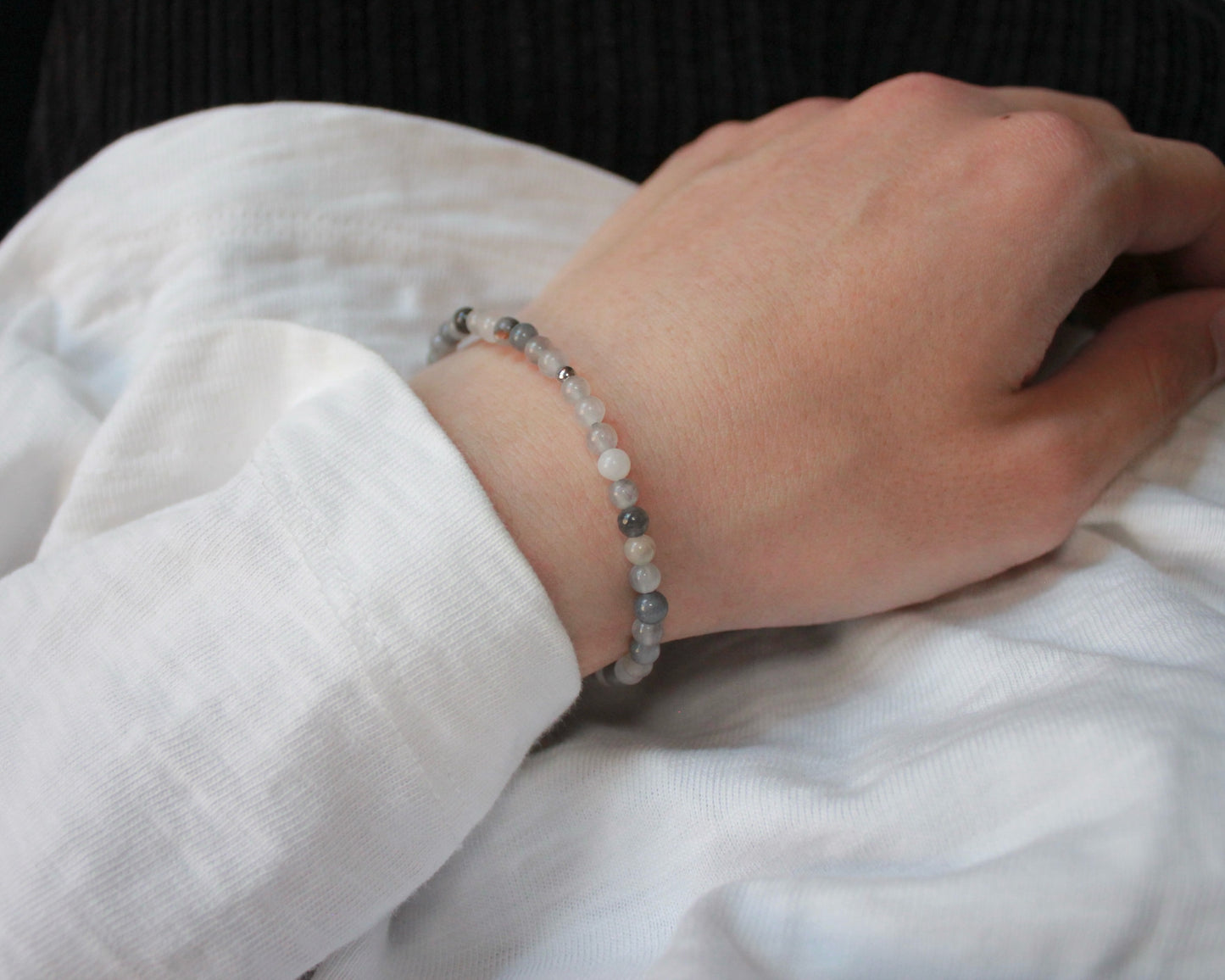 -自然体の自分へと導く灰色水晶-グレークォーツ：Smoke Clear bracelet
