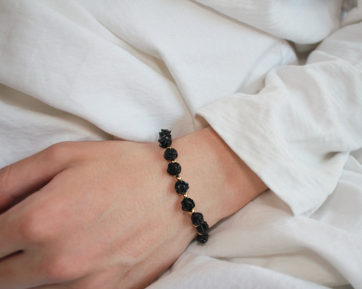 -目標達成へ導く黒瑪瑙-オニキス：Black rose bracelet